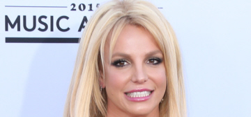 Britney Spears in Yousef Al-Jasmi at the Billboard Awards: pretty or bland?