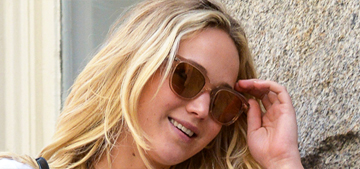 Jennifer Lawrence drew a mustache & unibrow on herself for the paps
