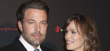Affleck & Garner are in the Bahamas with kids; divorcing ‘like Gwyneth & Chris’