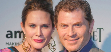 Bobby Flay & Stephanie March finalized their divorce, she got more money!
