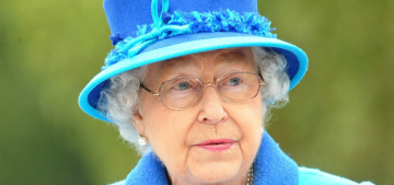 Queen Elizabeth ‘is not a foodie’ & has never eaten starches with dinner