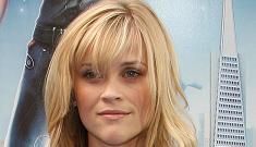 Southern girl Reese Witherspoon loves her fried chicken & biscuits