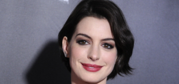 Anne Hathaway might be the leading contender for the new ‘Mary Poppins’ film