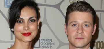 Ben McKenzie & Morena Baccarin are expecting a kid together & it’s messy