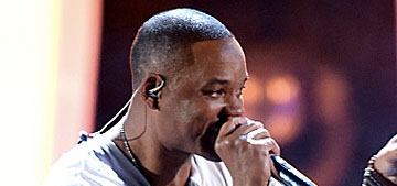 Will Smith rocks the Latin Grammys and returns to his rapping roots