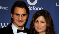 Roger Federer marries pregnant girlfriend