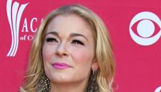 LeAnn Rimes thinks people are fascinated with her, not with sex scandal