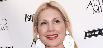 Kelly Rutherford posts photos from Italy, is probably visiting her kids for Xmas