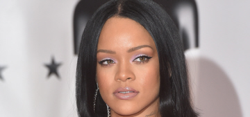 “Rihanna had some subtle Twitter shade for Beyonce” links