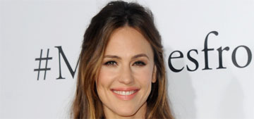 E!: Jennifer Garner and Ben Affleck ‘will continue to live in the house together’