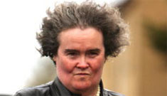 Susan Boyle hounded by paparazzi, has most-viewed video clip of all time
