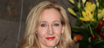 JK Rowling enjoys exclusive dinner with the Obamas before they leave England