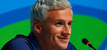 Ryan Lochte apologizes, takes responsibility, maintains mugging story