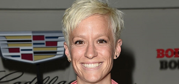 Megan Rapinoe took a knee during the anthem to support Colin Kaepernick