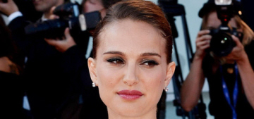 Natalie Portman shows off her baby bump in Valentino: regal & glowing?