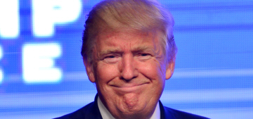 Donald Trump invited Gennifer Flowers to tonight’s presidential debate