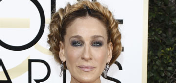 Sarah Jessica Parker in bridal Vera Wang at the Golden Globes: crazy-looking or cool?