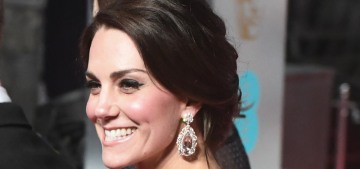 Is Duchess Kate giving herself facials with chocolate & oats?  Eh, no?