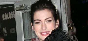 “Anne Hathaway was overshadowed by an overzealous gown” links
