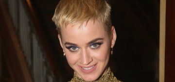 Katy Perry compares her hair situation to ‘missing Barack Obama’…??