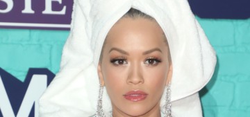 “Rita Ora just wore a robe & a towel to the MTV EMAs” links