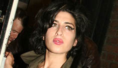 Amy Winehouse’s mom has her on a strict allowance