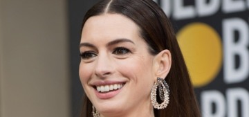 Anne Hathaway signs on to play the lead role in the latest adaptation of ‘The Witches’