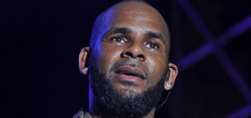 R. Kelly released on $100K bond after being charged with 10 counts of assault