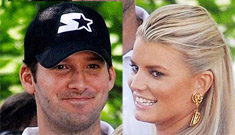 Tony Romo left Jessica Simpson in an IHOP parking lot in the middle of Texas