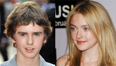 New Couple Alert: Dakota Fanning (15) & Freddie Highmore (17)