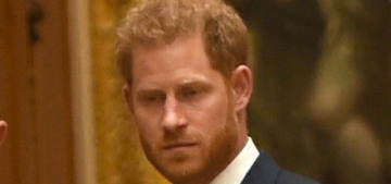 Was Prince Harry being shady & trying to avoid photo-ops with the Trumps?