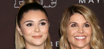 People: Lori Loughlin knows her daughters’ fake rowing photos look ‘damning’
