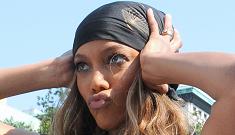 Tyra Banks will show real hair, doesn’t show body in flash mob strip-down