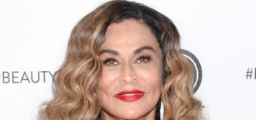 Tina Knowles calls on American Vogue to hire more Black photographers