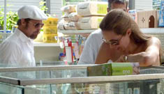 Brad & Angelina’s sad attempt at unity while shopping for gerbils of doom