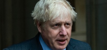 Boris Johnson orders the UK into a second quasi-lockdown as virus cases surge