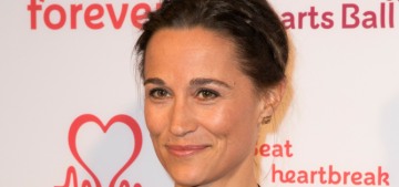 Pippa Middleton & James Matthews might buy a large estate close to her parents
