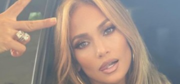 “Jennifer Lopez still isn’t wearing her engagement ring from A-Rod” links