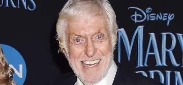 Dick Van Dyke, 95, shares workout routine, plans to live to 100