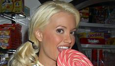 Holly Madison gets her own reality show