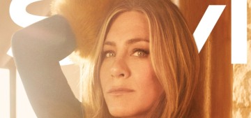 Jennifer Aniston has the willpower to only eat one potato chip or one M&M