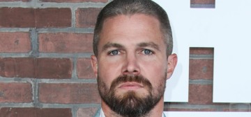 Stephen Amell is ‘very ashamed’ that he got kicked off a flight for screaming at his wife