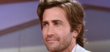 Jake Gyllenhaal: ‘I’ve never been accused of being smelly…Of course I bathe’