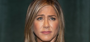 Jennifer Aniston: ‘People don’t come up to people anymore. They don’t do that’