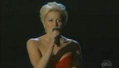 Kellie Pickler breaks down performing at the CMA Awards