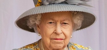 Queen Elizabeth has cancelled all of her public engagements for two weeks