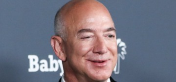 Jeff Bezos only donated $500K at the Baby2Baby gala over the weekend