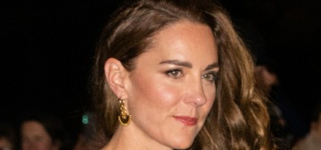 Duchess Kate repeats a Jenny Packham gown for the Royal Variety show