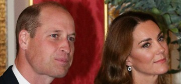The Cambridges & other royals are cancelling holiday plans to be with the Queen