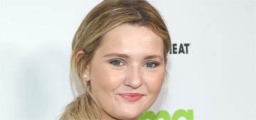 Abigail Breslin responds to commenter calling her a loser for wearing a mask